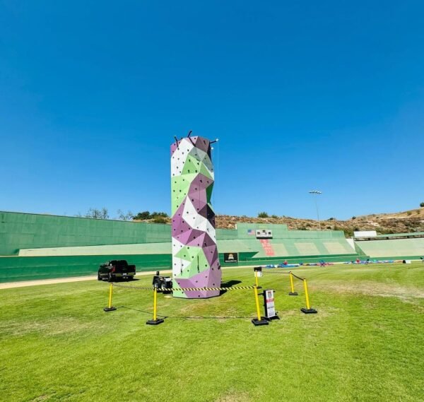 Rock Wall all day rental - Image 4